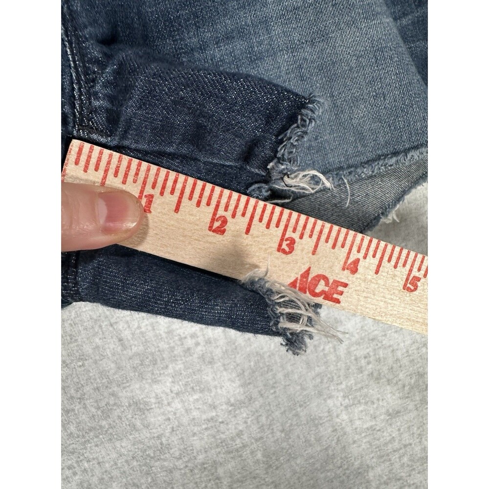 J Crew Cut Off Denim Shorts Size 6 Medium Wash EUC 2” inseam - Picture 4 of 7